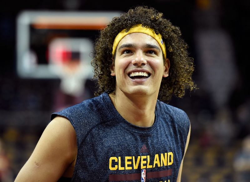 In 2009, Anderson Varejao was offered a 6-year, $50 million deal by the Cleveland Cavaliers.