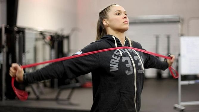 2-time Champion says she trained with Ronda Rousey for 20 minutes for match at historic PPV