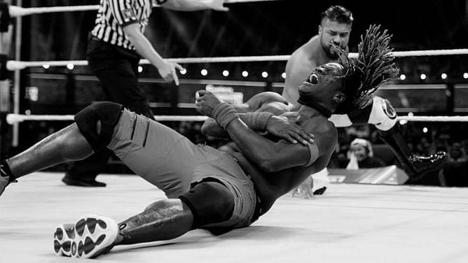 WWE Super ShowDown- 48 साल के बड़े रेसलर ने दिलाई जॉन सीना की याद, जख्मी हालत में भी दिखाया जबरदस्त दम