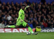 Chelsea FC v AFC Ajax: Group H - UEFA Champions League