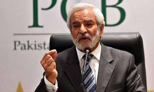 Ehsan Mani has announced that Pakistani cricketers will donate Rs 5 million towards the government&#039;s emergency fund