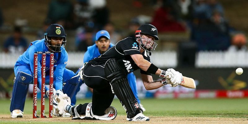 Henry Nicholls anchored New Zealand&#039;s chase.