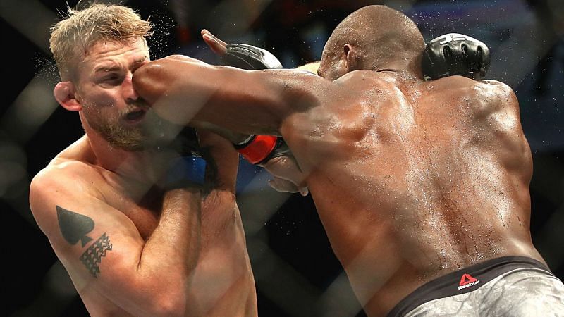 A well-timed elbow helped Jones defend his title against Alexander Gustafsson