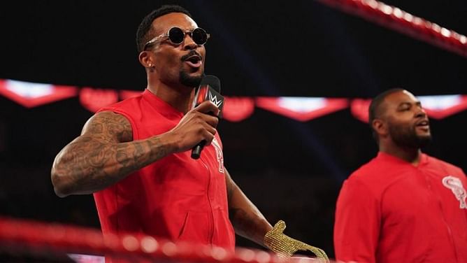 5 Superstars who should win the WWE Championship one day