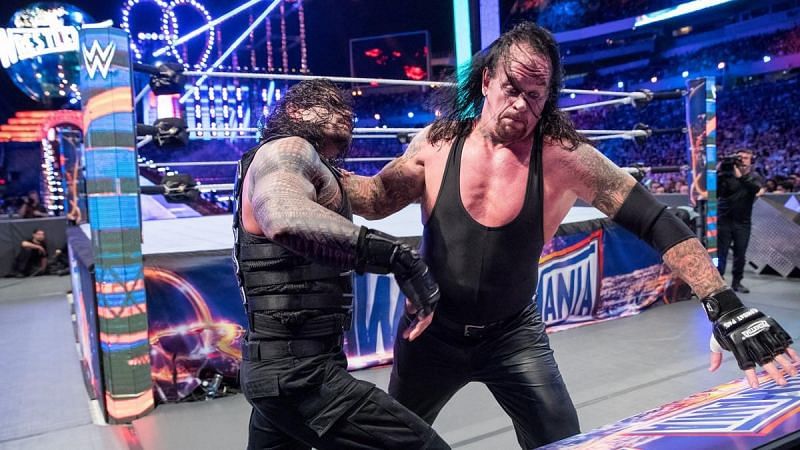 The Undertaker vs Reigns