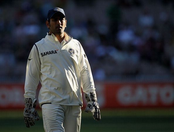A disconsolate MS Dhoni who waved a lone battle in England, 2014