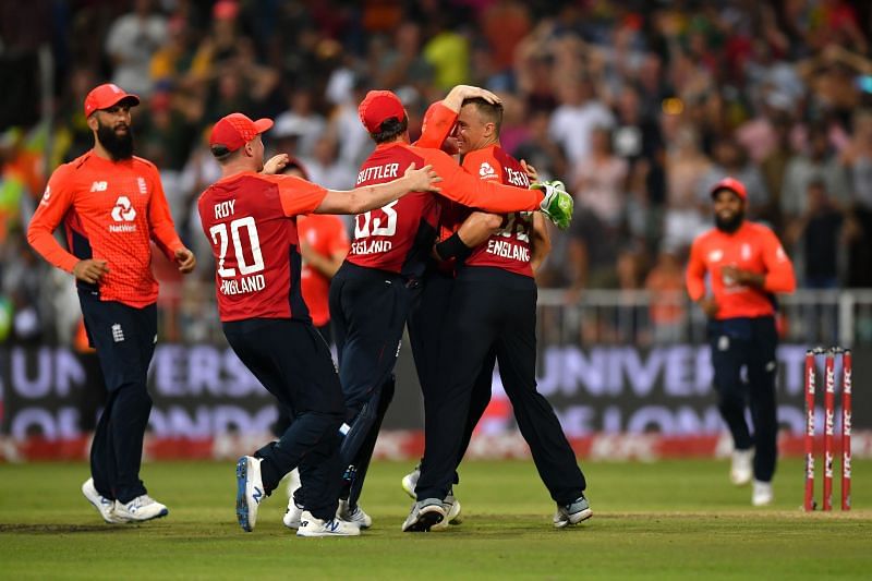 England managed to win the second T20I against South Africa by a narrow margin of 2 runs to make it 1-1