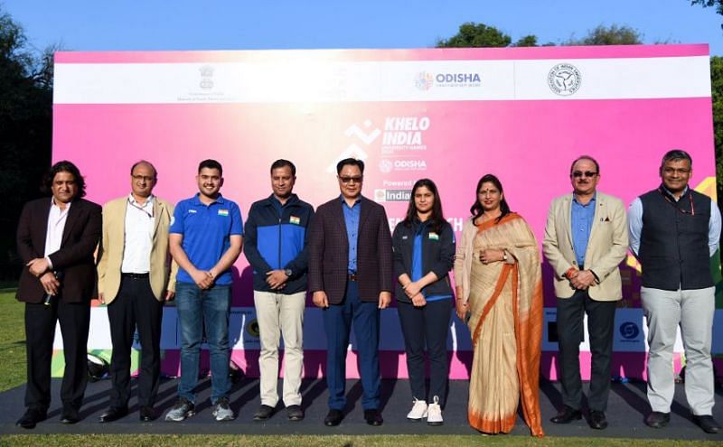 Kiren Rijiju (centre) and other dignitaries during the anthem launch of KIUG 2020