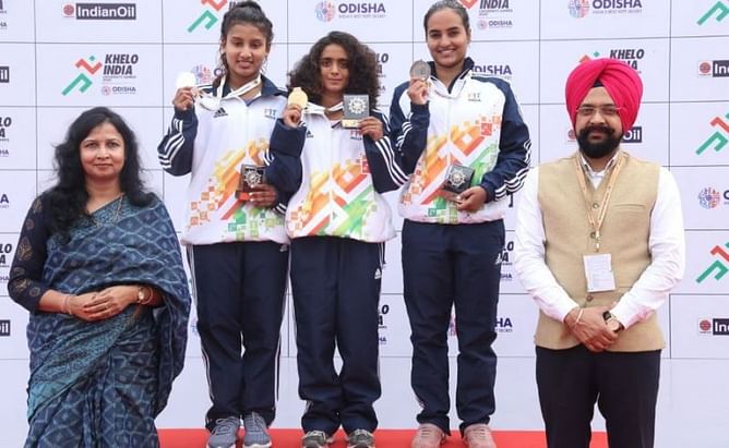 Swimmer Kalyani stars for her Gujarat University, wins her 50th medal at the national level