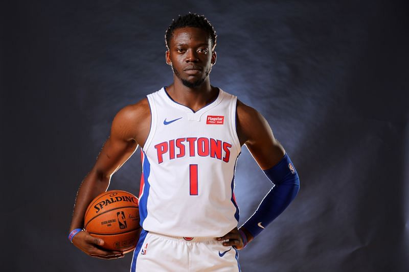 The Clippers beat the Lakers to acquire Reggie Jackson from the buyout market.