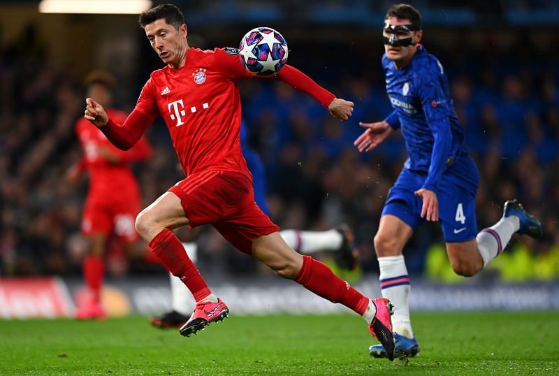 Chelsea FC v FC Bayern Muenchen - UEFA Champions League Round of 16: First Leg