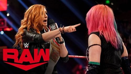Asuka versus Becky Lynch. Who wins?