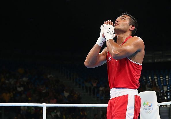 Vikas Krishan is through to the quarterfinals in the 69 kg weight category