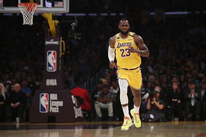 Los Angeles Lakers News: LeBron James changes stance on playing games without fans