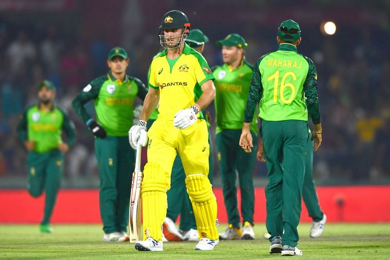 South Africa defeated Australia in the first ODI