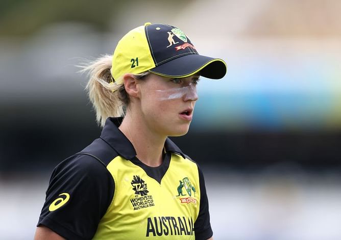 Women's T20 World Cup 2020: Ellyse Perry in doubt for final group match against New Zealand due to hip injury