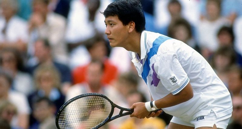 Michael Chang won his first Masters 1000 title at the 1990 Coupe Rogers.