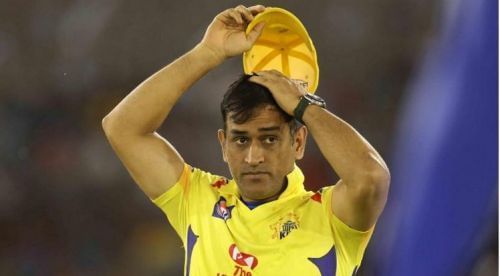 IPL 2020: Fans go crazy as MS Dhoni smacks five sixes in the nets