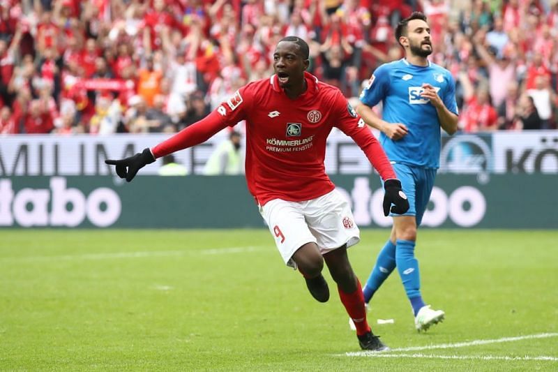Jean-Philippe Mateta in action for Mainz 05