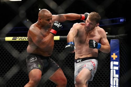 Stipe Miocic vs. Daniel Cormier