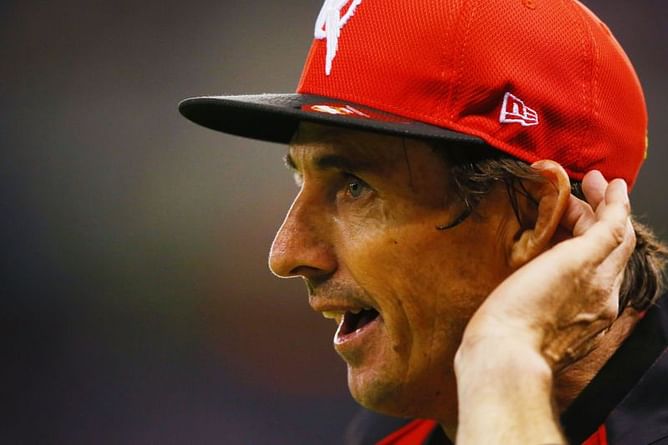Brad Hogg says IPL is different from other tournaments, bats for Ind vs Pak series