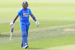 Hindi Cricket News - सूर्यकुमार यादव ने डीवाई पाटिल टूर्नामेंट में जड़ा शतक, दिनेश कार्तिक की भी जबरदस्त पारी