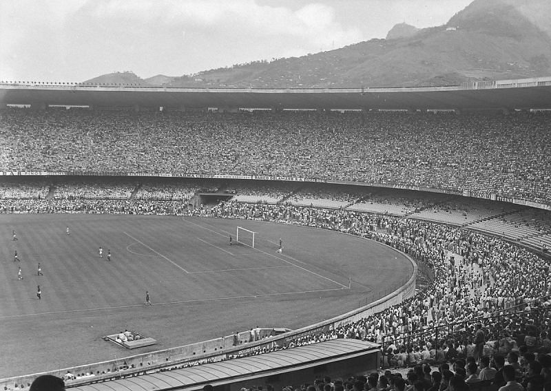 It is estimated that over 220,000 spectators gathered to watch the 1950 World Cup Final