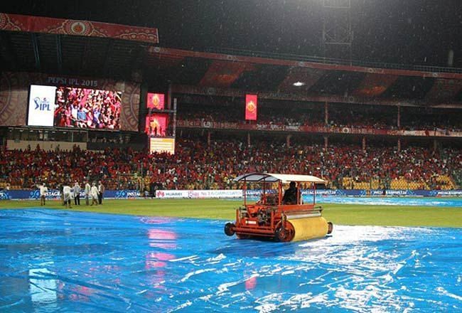 The super soaker in action at the Chinnaswamy Stadium 