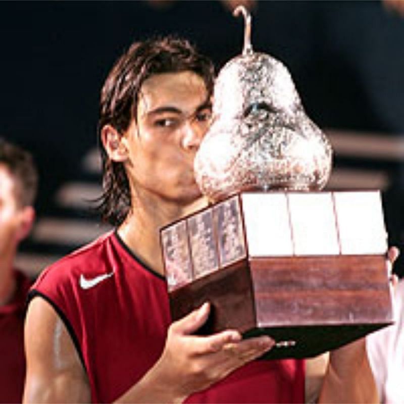 Nadal lifted his first Acapulco title in 2005