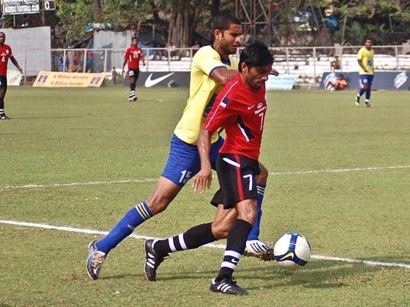 Darren Caldeira in action during his Mumbai FC days