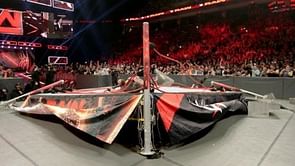6 मौके जब WWE में सुपरस्टार्स के लड़ते समय रिंग टूटकर तहस-नहस हो गई