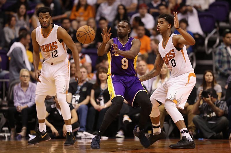 Los Angeles Lakers v Phoenix Suns