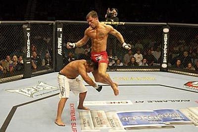 James Irvin put Terry Martin to sleep with this flying knee at UFC 54