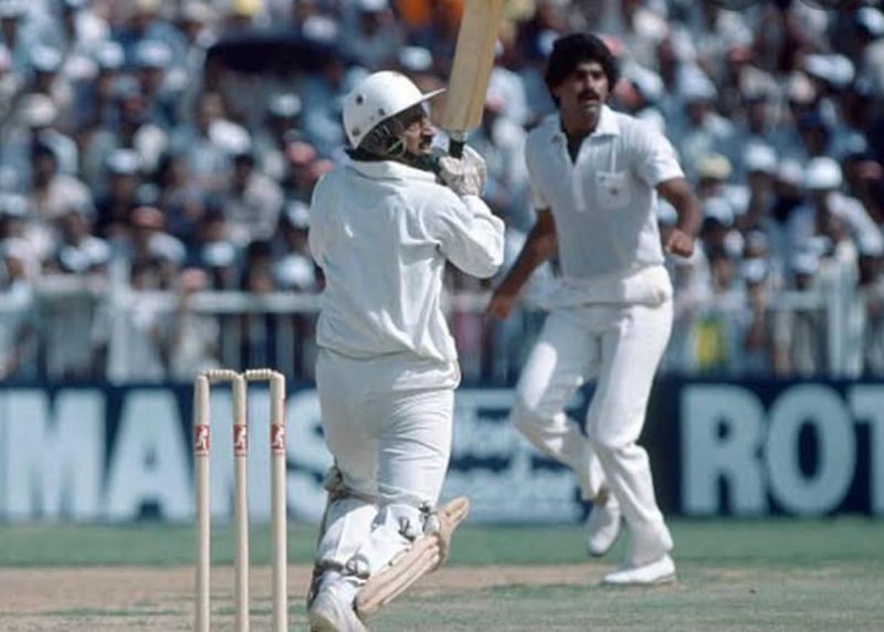 Surinder Khanna was an aggressive batsman.