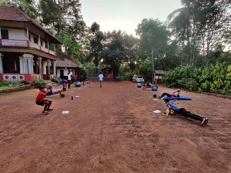 The athlete squad during a training session on the farm