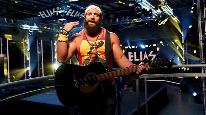 WWE provides worrying update on Elias injury