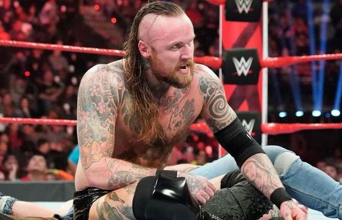 5 WWE सुपरस्टार्स जिन्हें इस महीने पुश किया जाना चाहिए