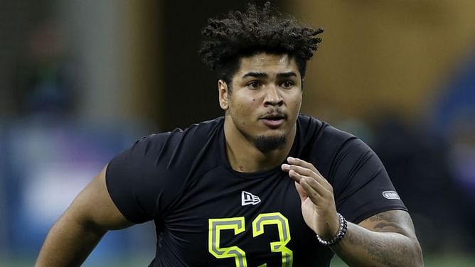 Buccaneers trade with 49ers to pick Wirfs to protect Brady