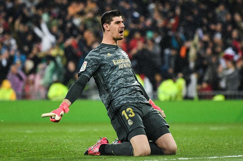 Thibaut Courtois rejoices after a win against Barcelona.
