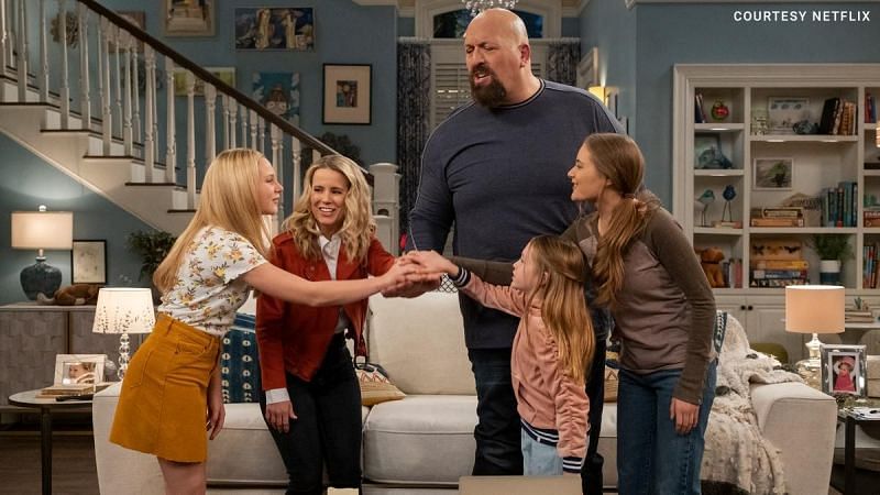 Big Show with his on-screen family
