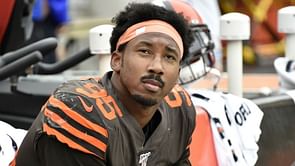 Browns exercise options on DE Garrett, TE Njoku