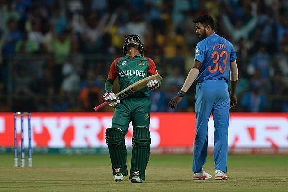 Cricket News - हार्दिक पांड्या ने बताया कि 2016 टी20 वर्ल्ड कप में बांग्लादेश के खिलाफ आखिरी गेंद से पहले धोनी ने उनसे क्या कहा था