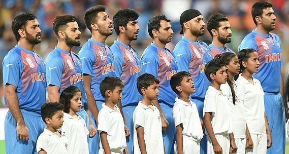 Ravindra Jadeja (2nd from right)