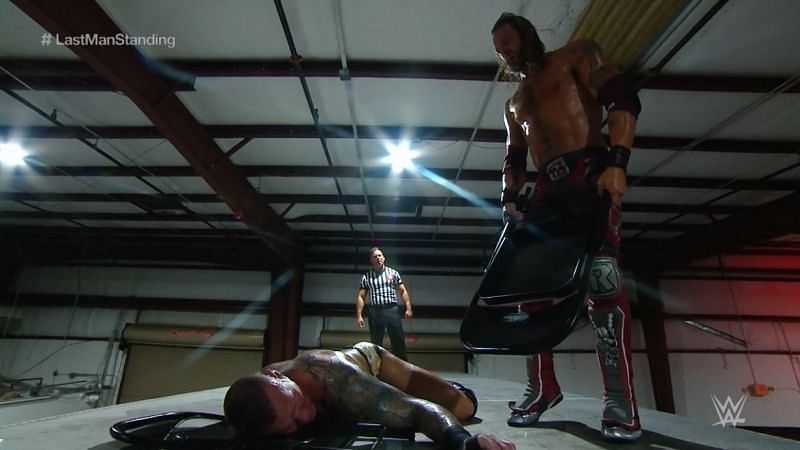 Edge beat Randy Orton at WrestleMania in a thriller