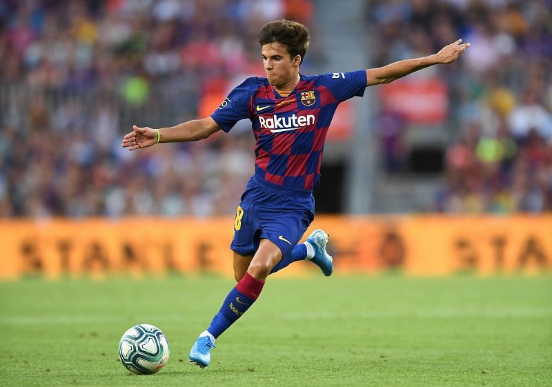 Barcelona must have faith in its academy players that include Riqui Puig (in picture)