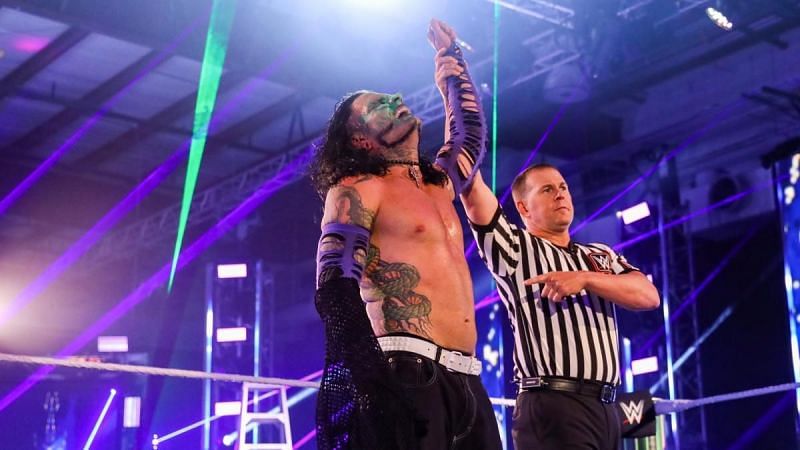 Why did Jeff Hardy return to the ring on the Kickoff show?
