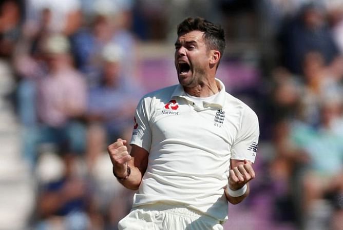 5 famous bowlers who have taken a wicket off the first ball of a Test match