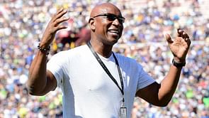 It looks like two bananas! – Rams great Eric Dickerson rips team's new look