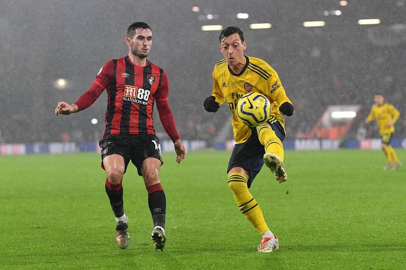 &Ouml;zil playing for Arsenal in the 2019/20 Premier League season