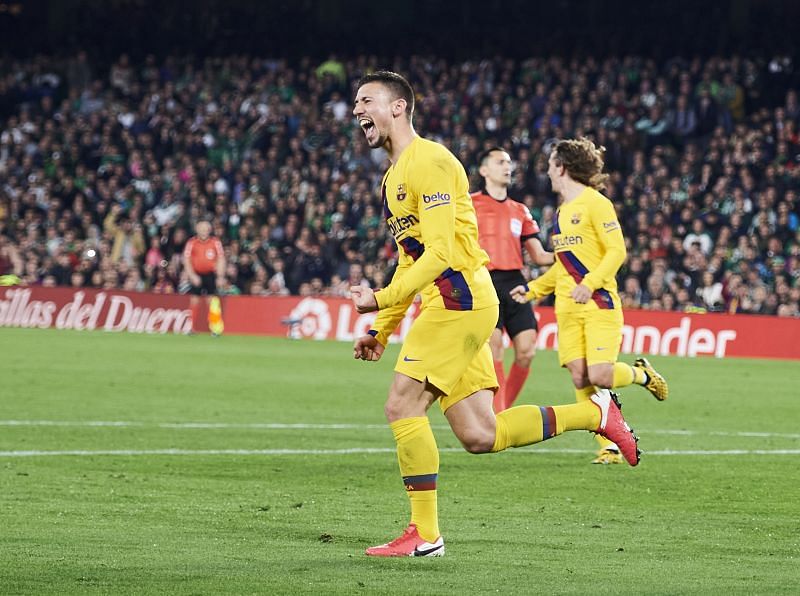 Lenglet celebrating his goal for Barcelona